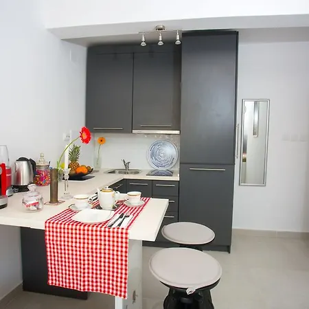 Laganini Apartment *