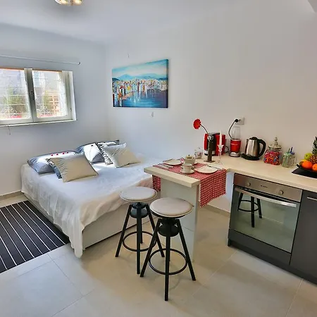 Διαμέρισμα Laganini *